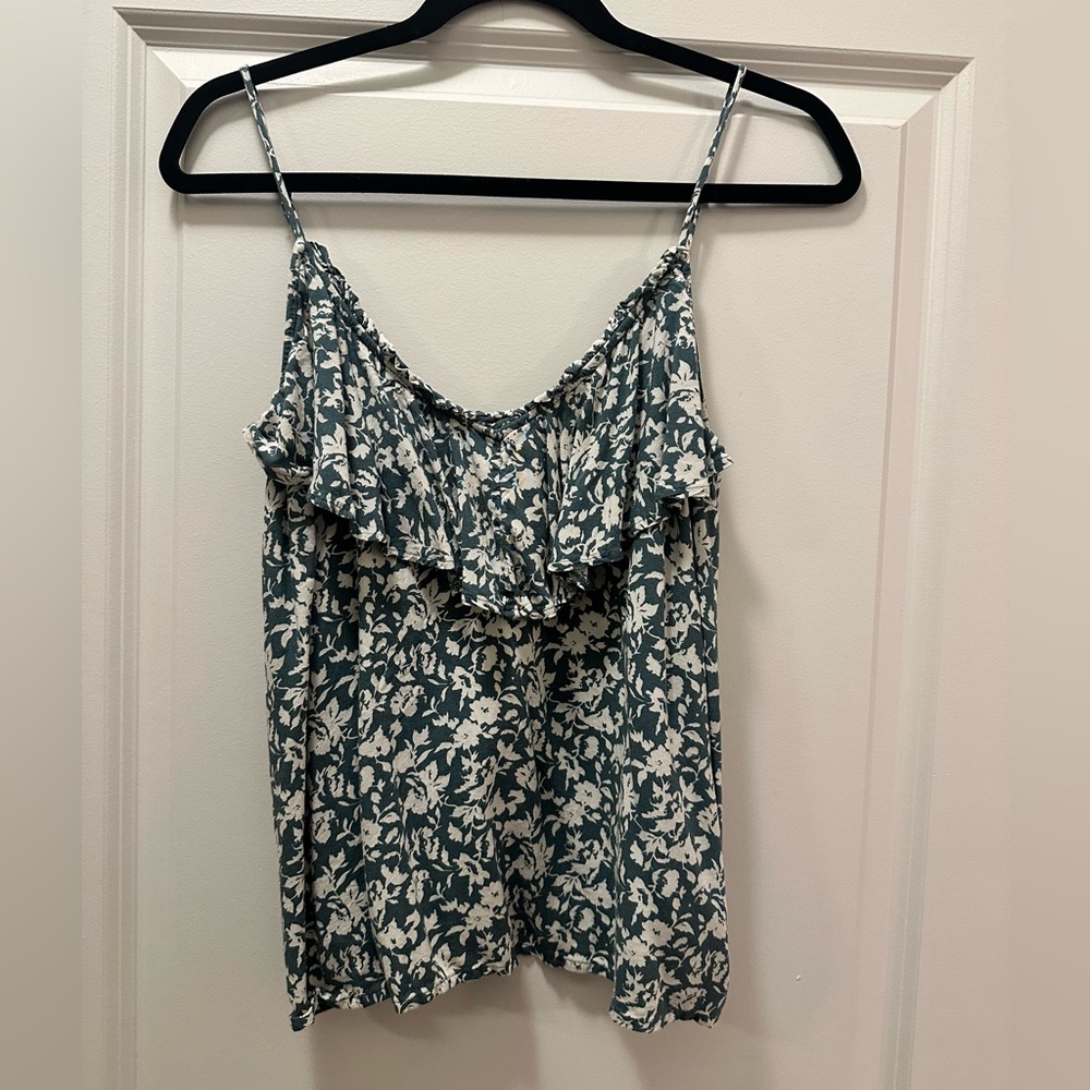 Abercrombie & Fitch top